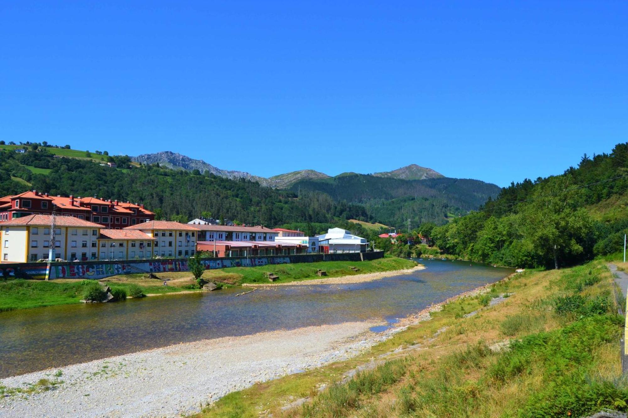 Casa El Marizal 2 Arriondas Kültér fotó